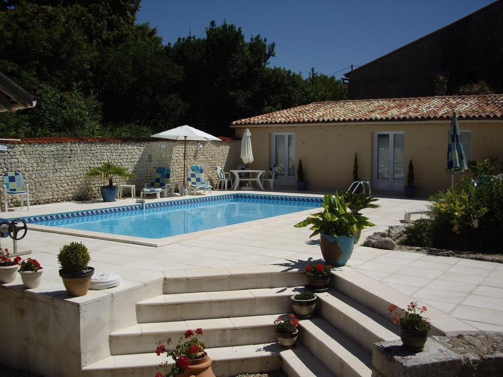 Maison Du Ruisseau Malaville Exterior foto